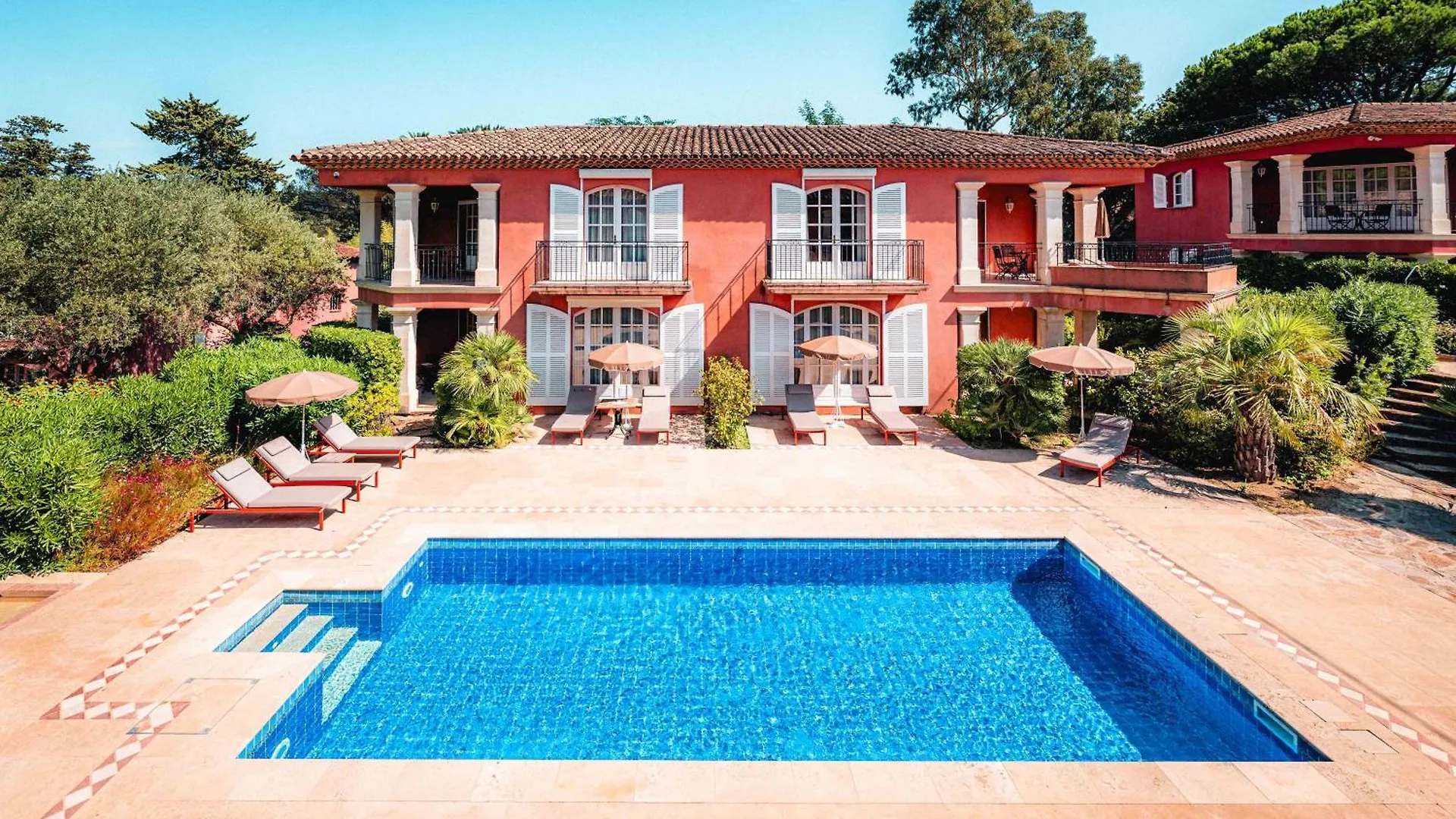 Domaine De L'Astragale Hotel Gassin