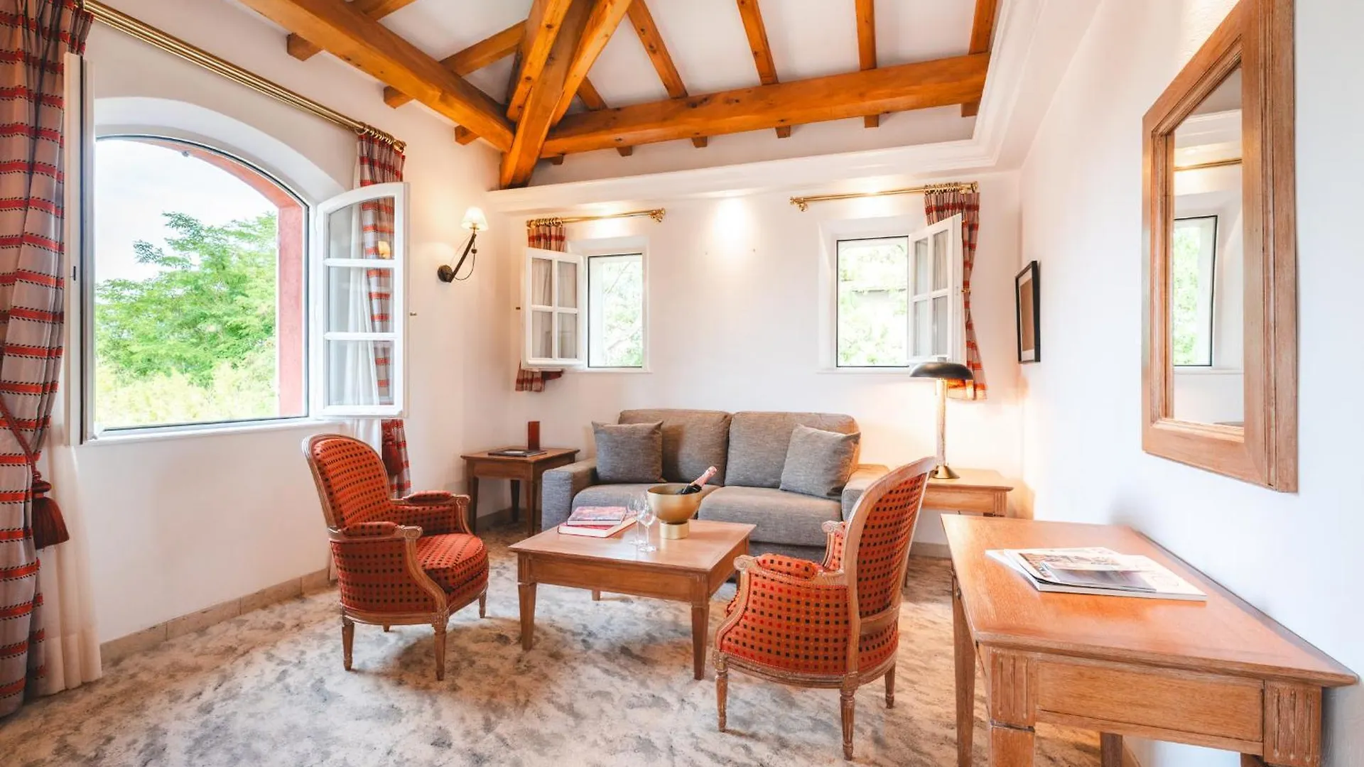 Domaine De L'Astragale Hotel Gassin