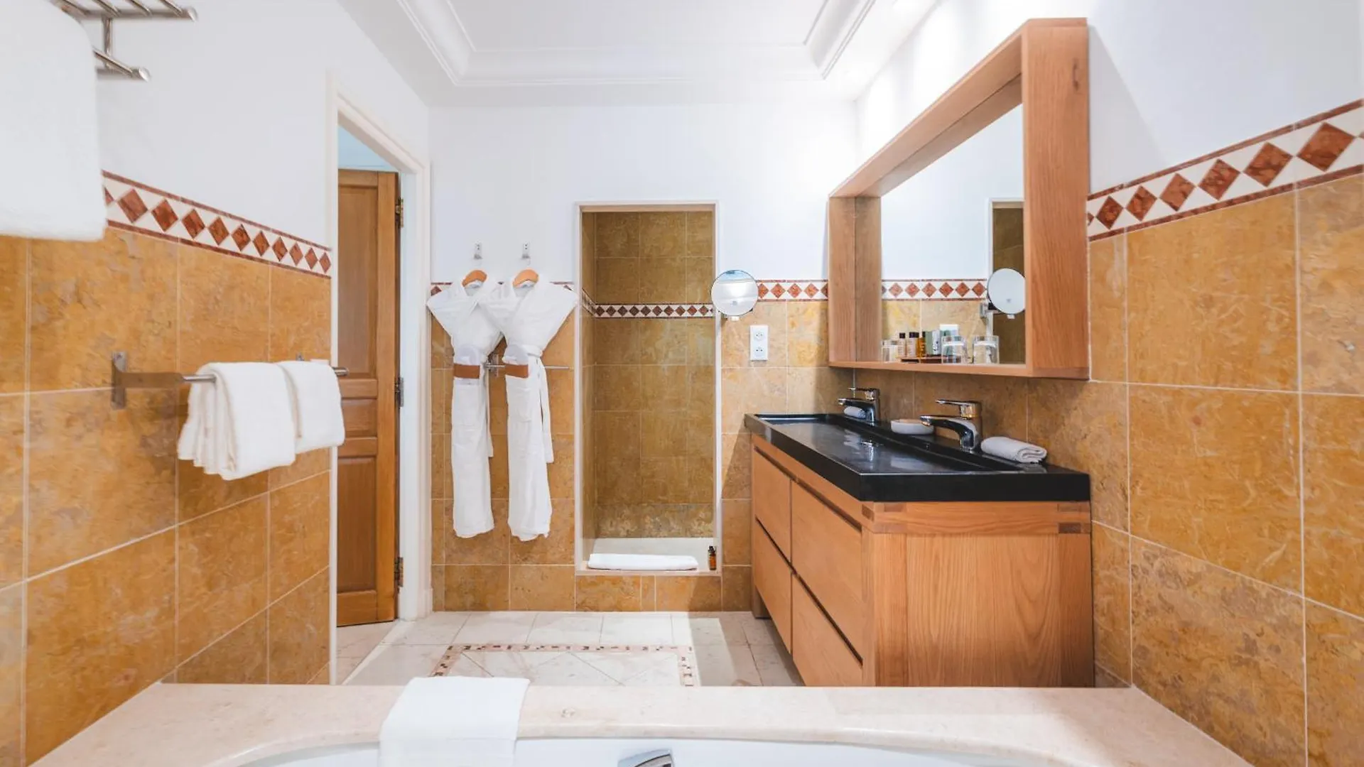 Domaine De L'Astragale Hotel Gassin