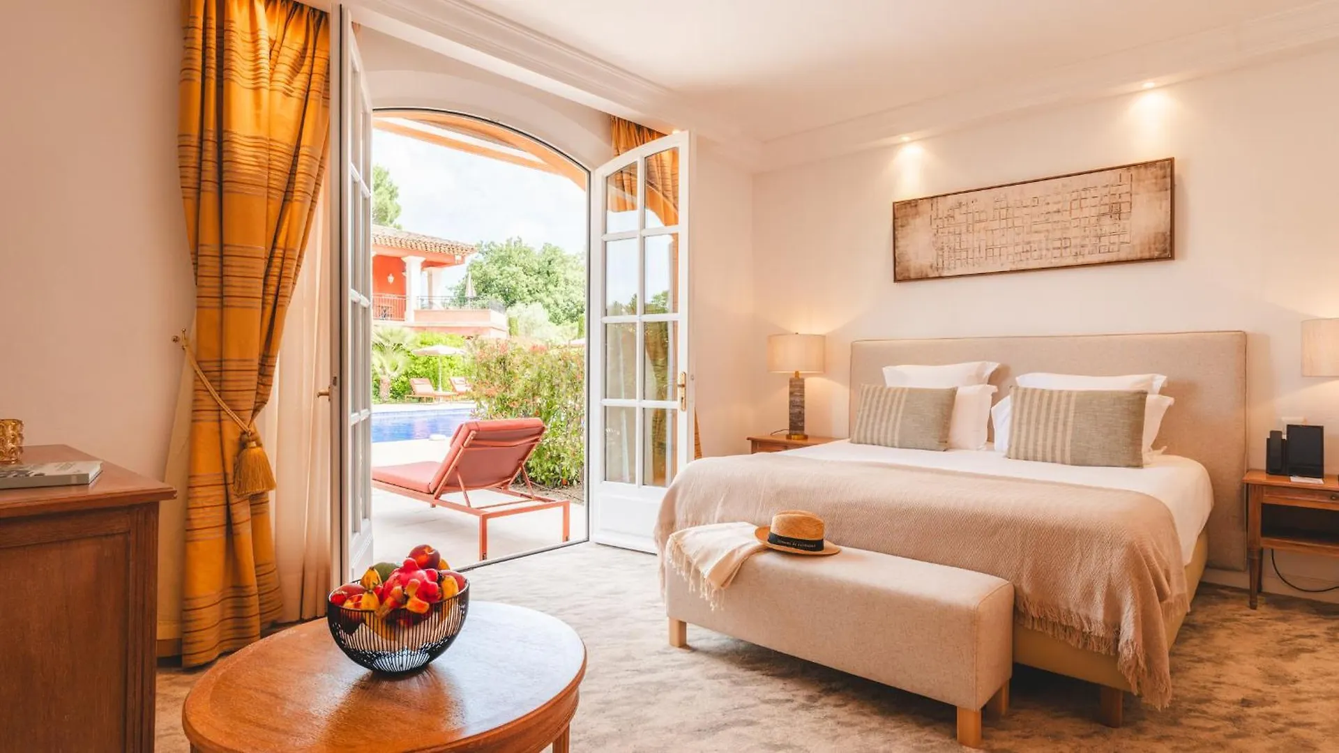 Domaine De L'Astragale Hotel Gassin