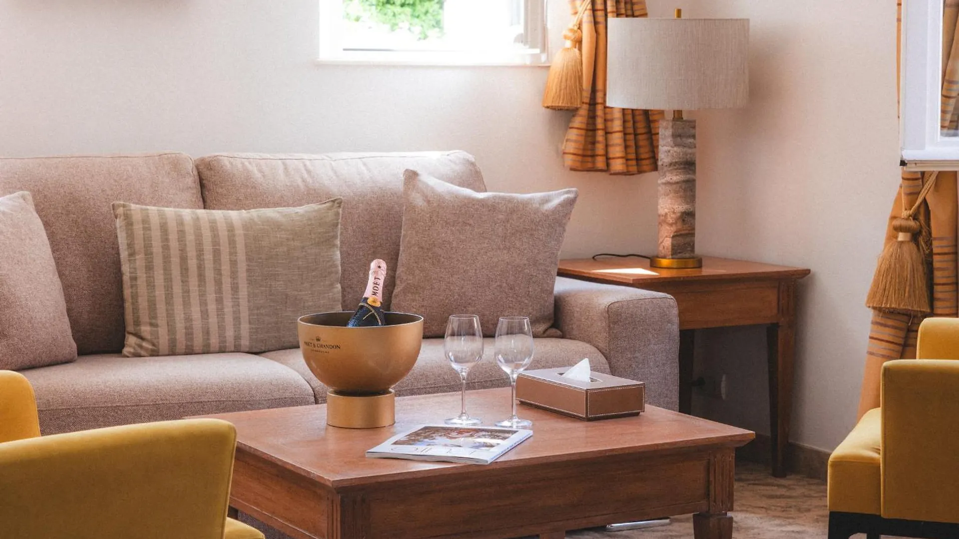 Domaine De L'Astragale Hotel Gassin 5*,
